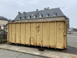 Box — image 105