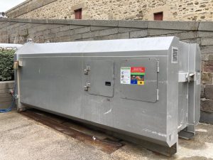 Box — image 106