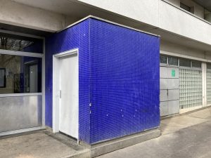 Box — image 137