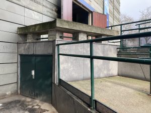 Box — image 140