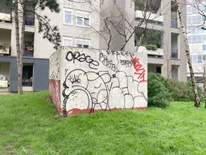 Box — image 158