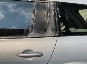 Damaged Cars — image 31