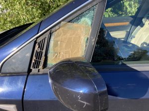 Damaged Cars — image 65
