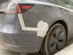 Damaged Cars — image 74