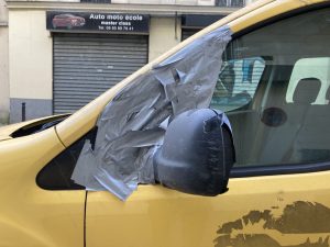Damaged Cars — image 105
