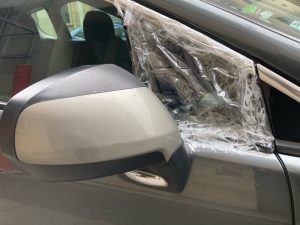 Damaged Cars — image 109