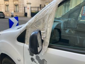 Damaged Cars — image 129