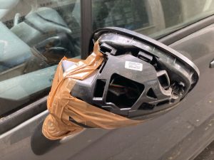 Damaged Cars — image 142